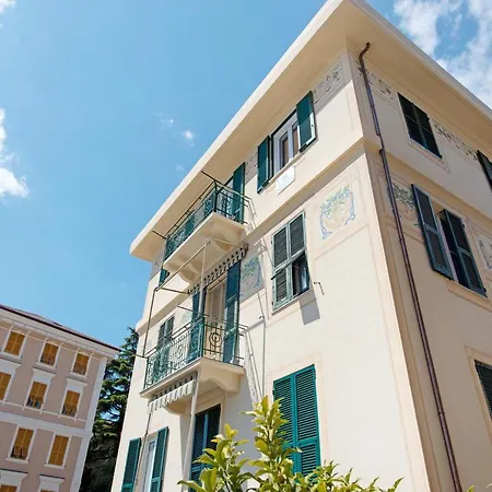 Ferienwohnung Bilocale Mezzano In Centro Varraze Exterior foto