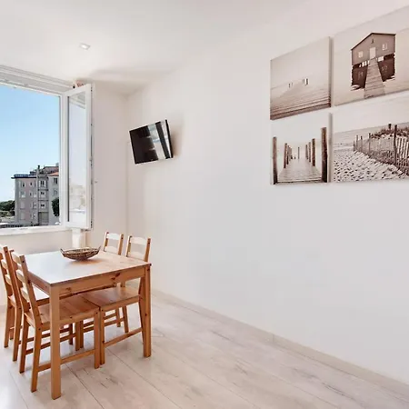 Ferienwohnung Bilocale Mezzano In Centro Varraze Exterior foto
