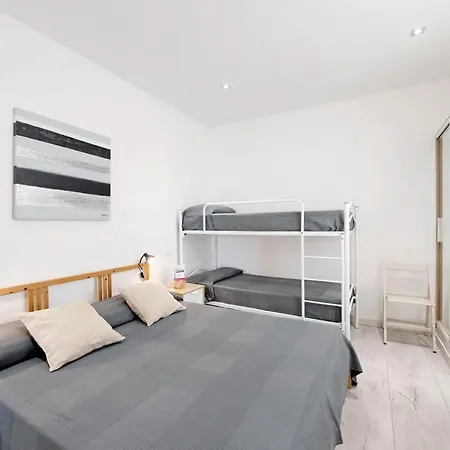Ferienwohnung Bilocale Mezzano In Centro Varraze Exterior foto