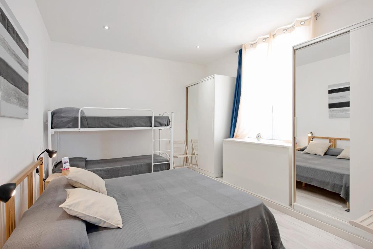 Apartment Bilocale Mezzano In Centro Varazze